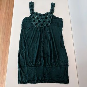 Womens size M hunter green tank top shirt pretty